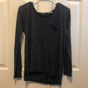 Long sleeve grey shirt